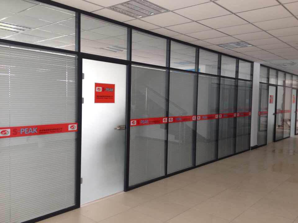 雙層玻璃高隔斷